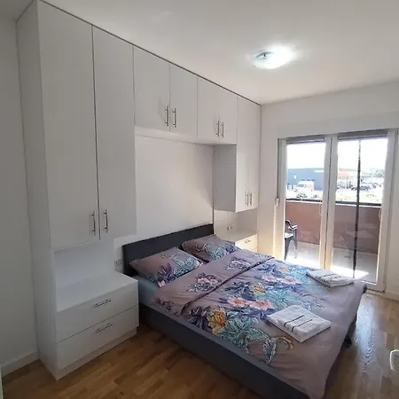 Mb Apartment